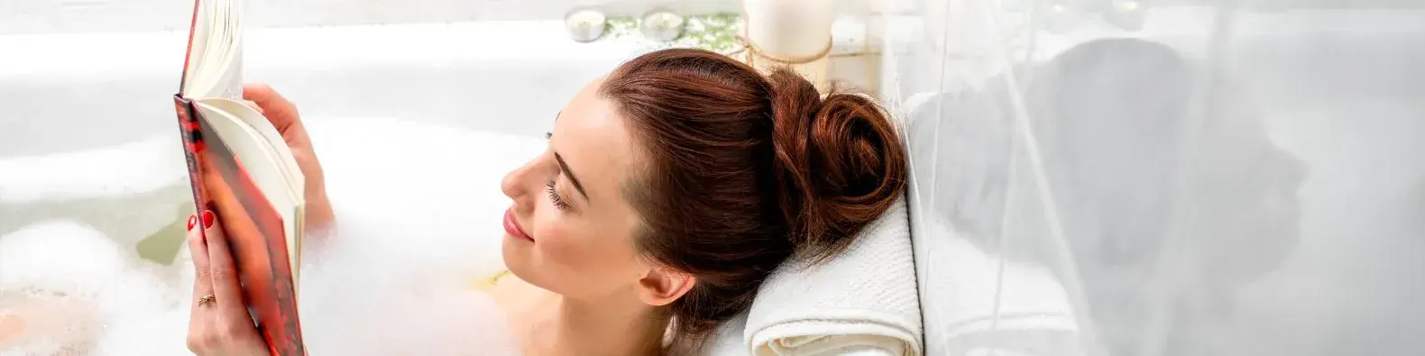 Wanna dla małej łazienki